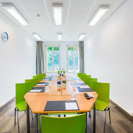 拉龙格来酒店 酒店 莫尔日