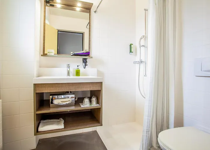 Hotel La Longeraie 3*